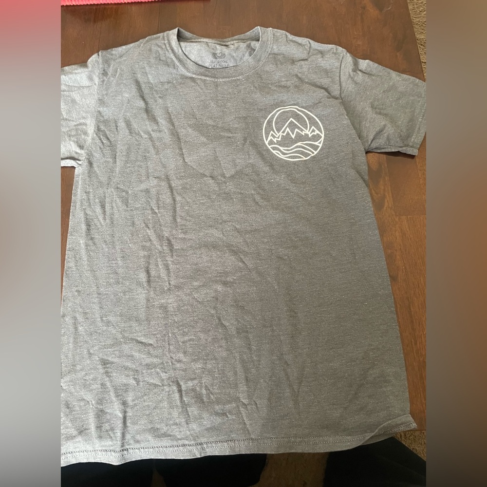 T shirt womens